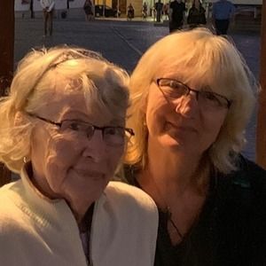 Meet your Posher, Renata